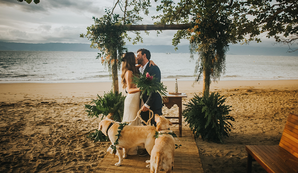 Casamento pé na areia - Casamento em Ilhabela